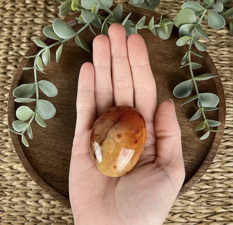 Karneol meditationssten (handsten) D