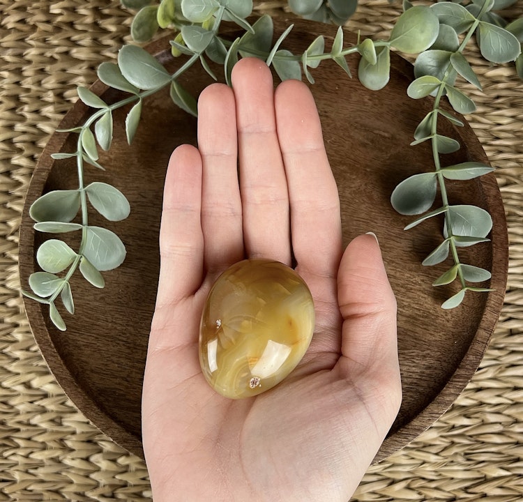 Karneol meditationssten (handsten) F