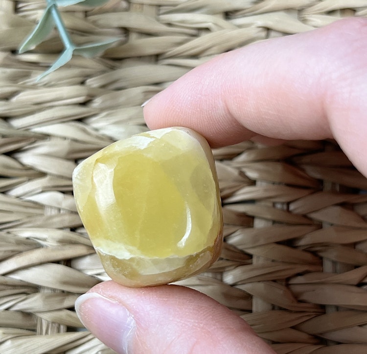 Citronkalcit ”kramis”/cuddle