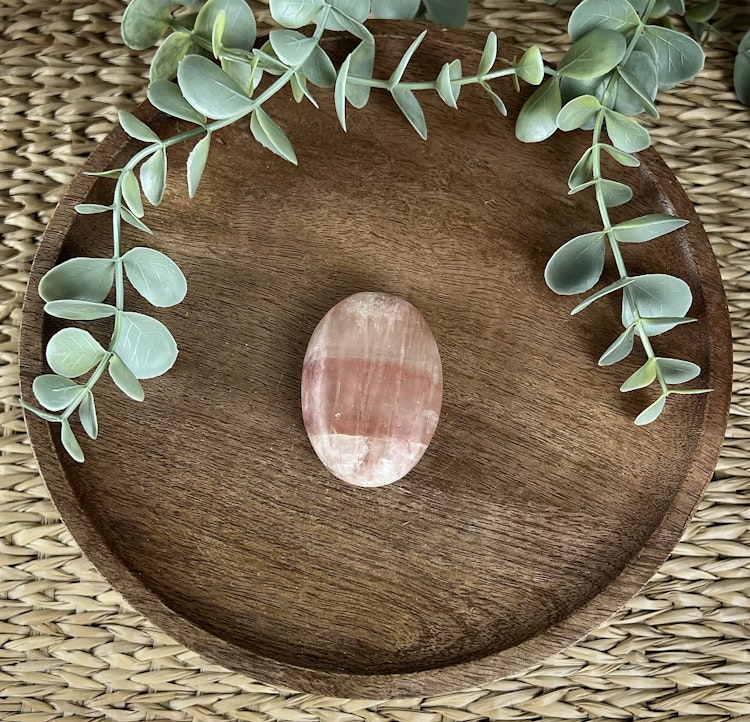 Rosenkalcit meditationssten/handsten D