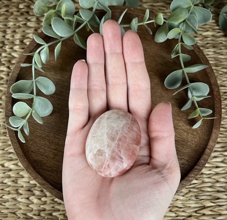 Rosenkalcit meditationssten/handsten F