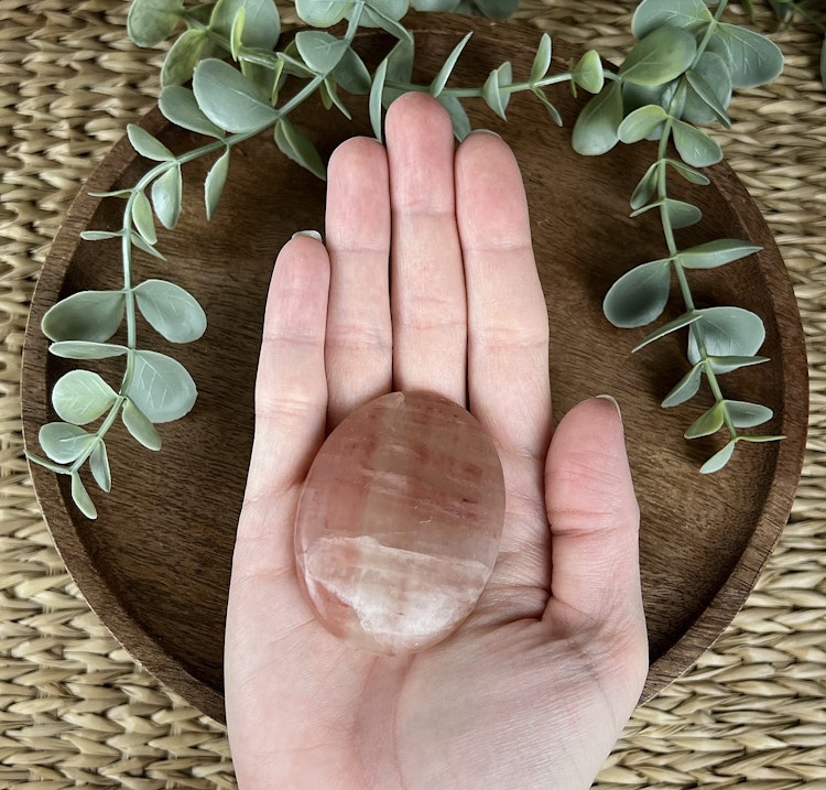 Rosenkalcit meditationssten/handsten H