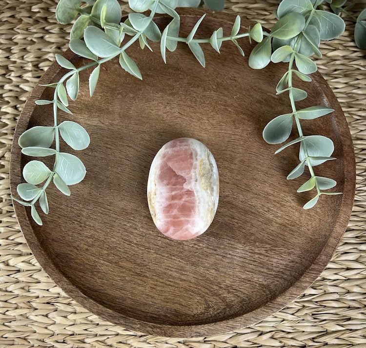 Rosenkalcit meditationssten/handsten L