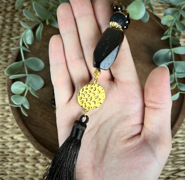 Mala halsband (handknutet) Tigeröga & Lavasten