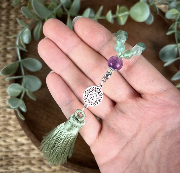 Mala halsband (handknutet) Fluorit