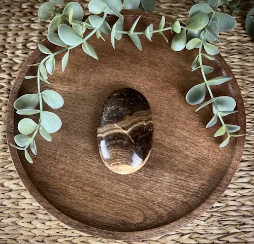 Chokladkalcit meditationssten (handsten) E