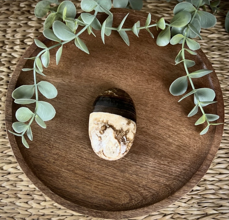 Chokladkalcit meditationssten (handsten) G