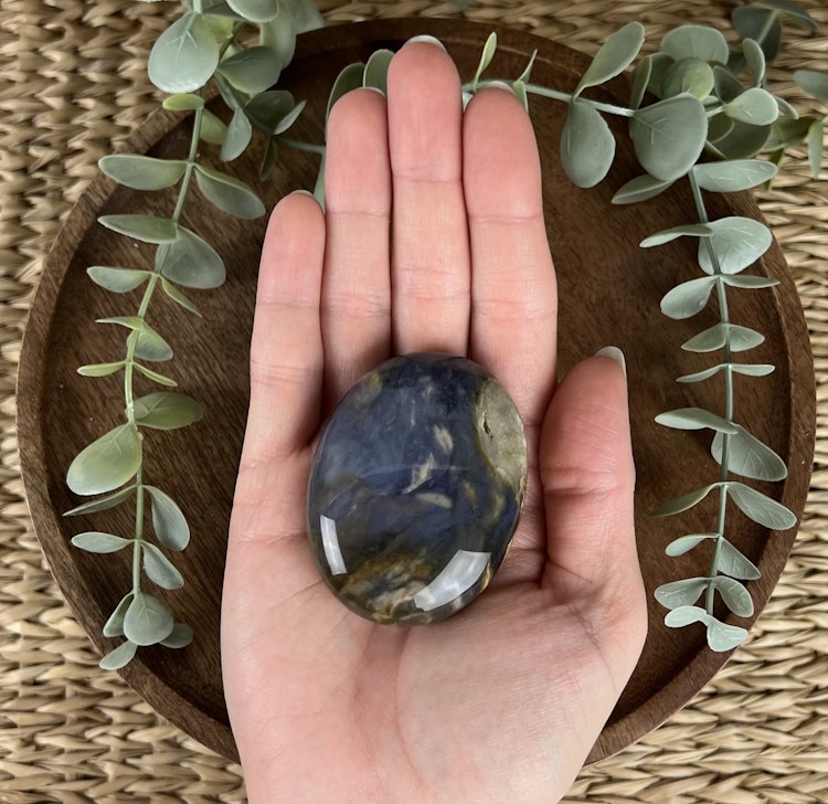 Violett Kalcedon handsten B