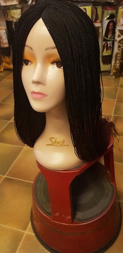 Braided wig color 1B/35