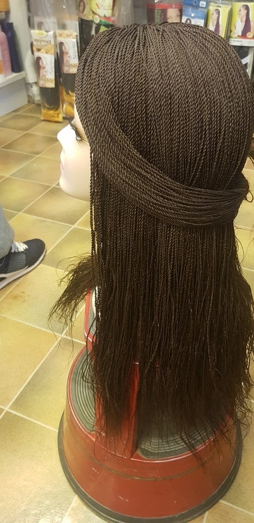 Braided wig color dark brown