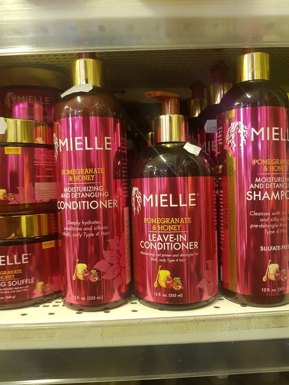 Mielle muisturizing detanglin condition