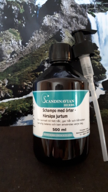 Schampo med örter XL - med pump - 500 ml