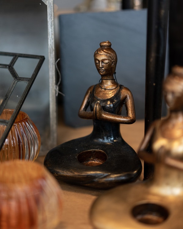 Ljushållare Yogakvinna Meditation