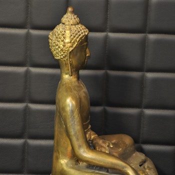 Hyr buddha i brons med lotustron