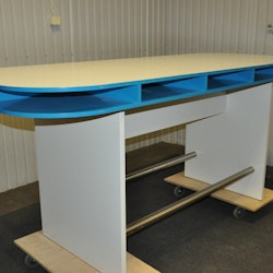 Hyr ståbord / barbord - 240 cm