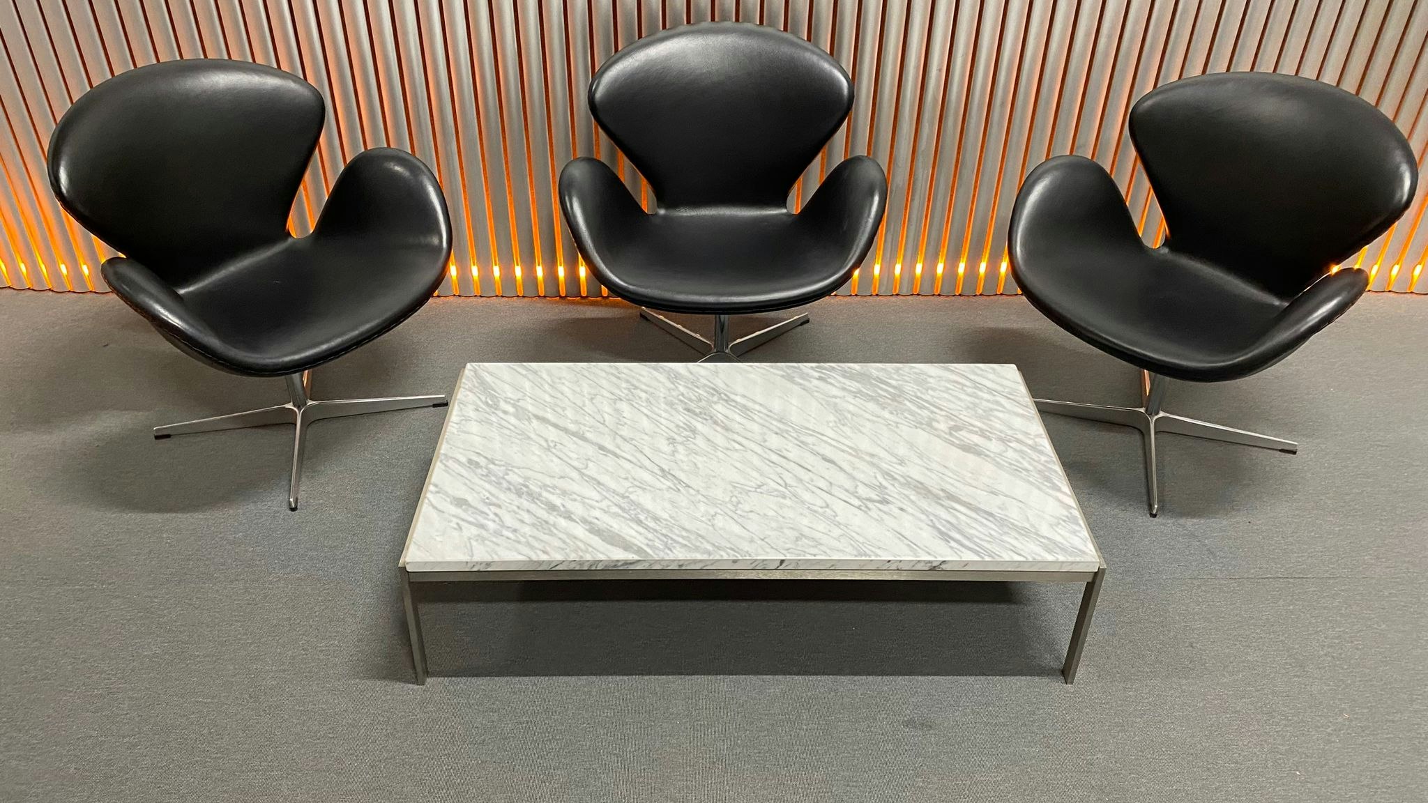 Hyr soffbord med skiva i marmor