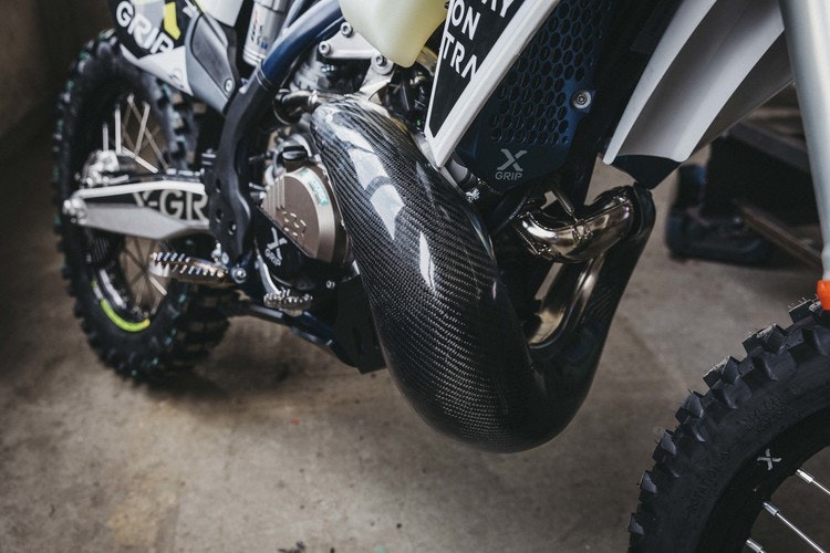 X-GRIP Carbon Pipe Guard - KTM, HQV 2017-2019