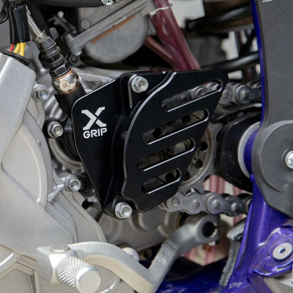 X-GRIP Sprocket Cover/Clutch Slave Guard - Drevkåpa/Kopplingsskydd