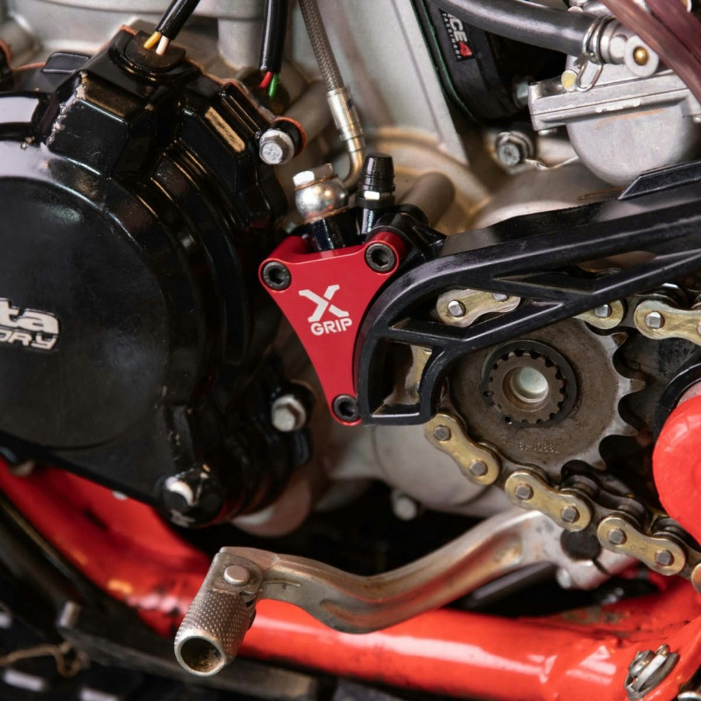 X-GRIP Clutch Slave Guard - BETA
