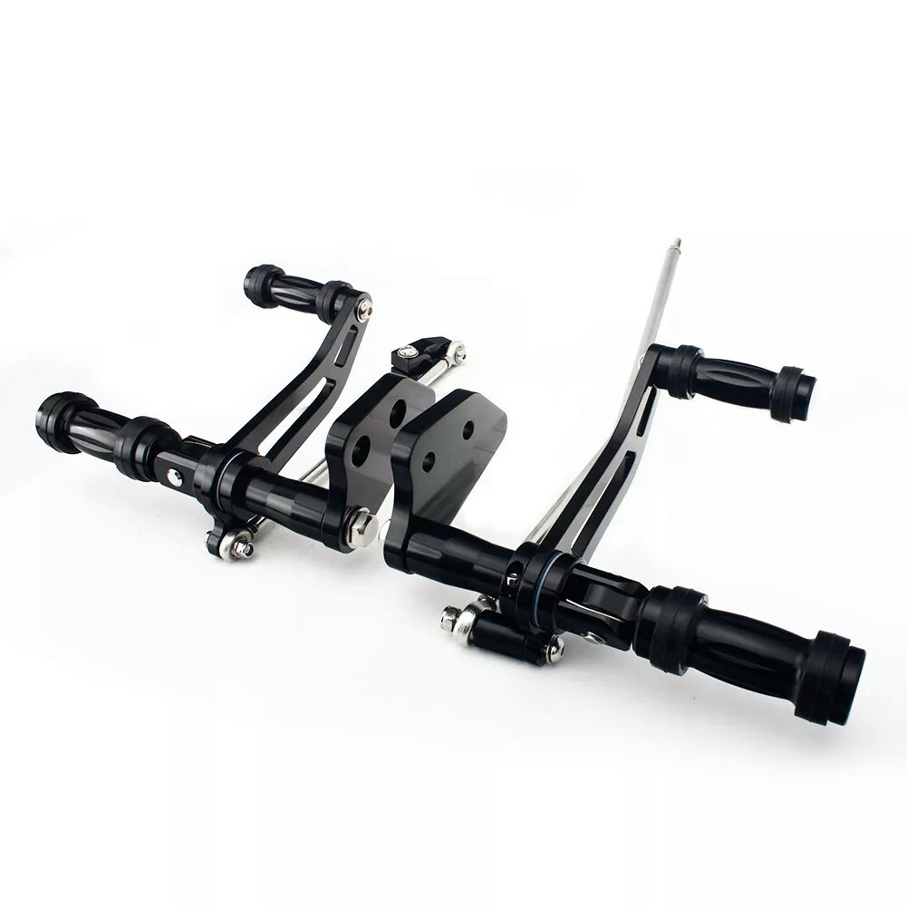 Standard Harley Forward Control Kit med pinnar - SVART