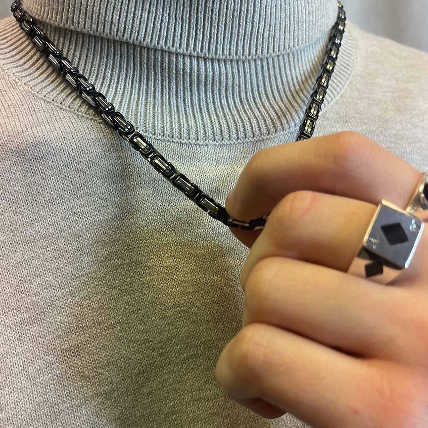 Kejsarlänk halsband i svart/ rostfritt stål från Catwalksmycken