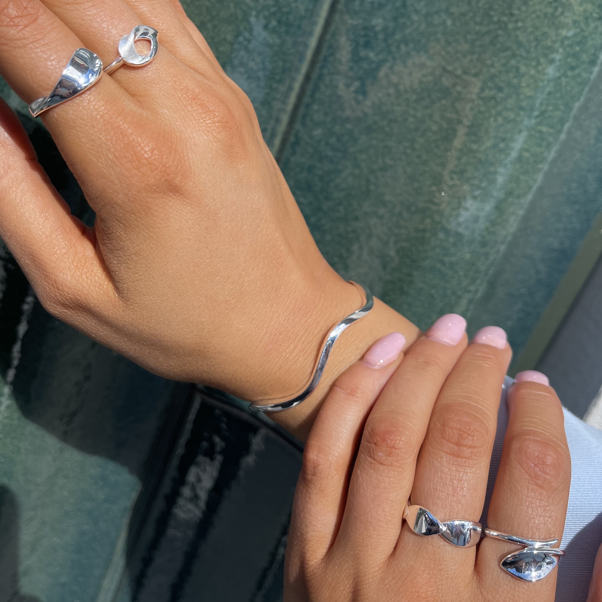 Vacker ring i äkta 925 blankt silver från catwalksmycken