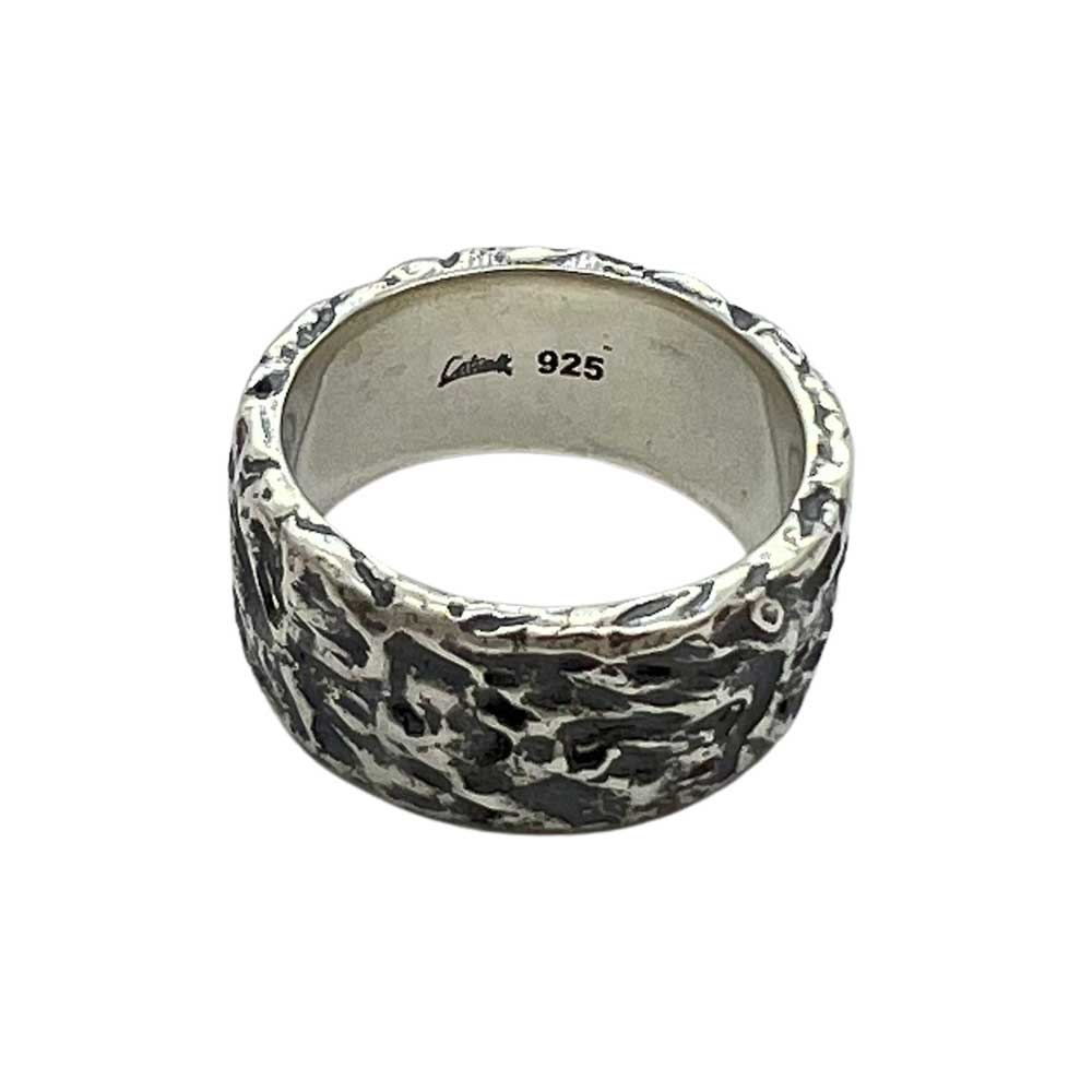 snygg ring i oxiderat 925 silver från catwalksmycken
