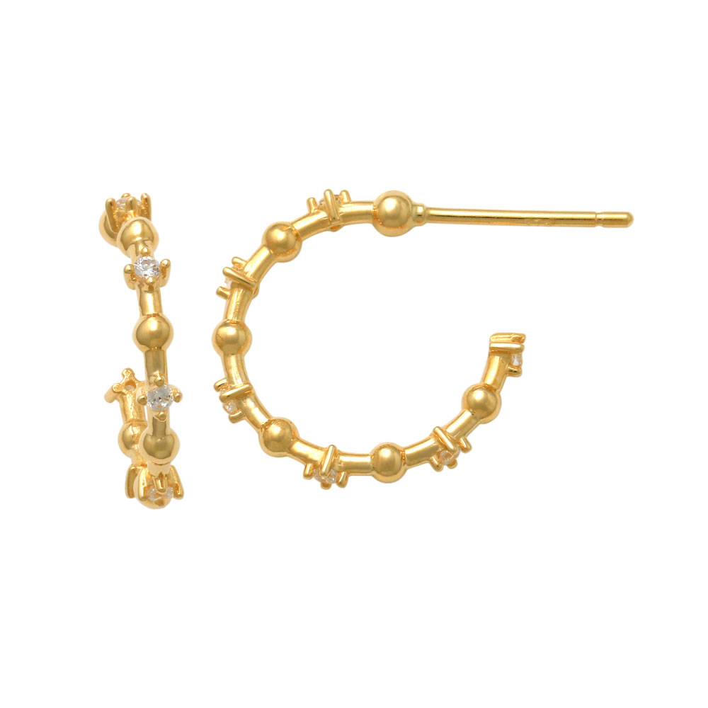 Vackra halvcreoler med cz-stenar i 18K guld från Catwalk Jewellery