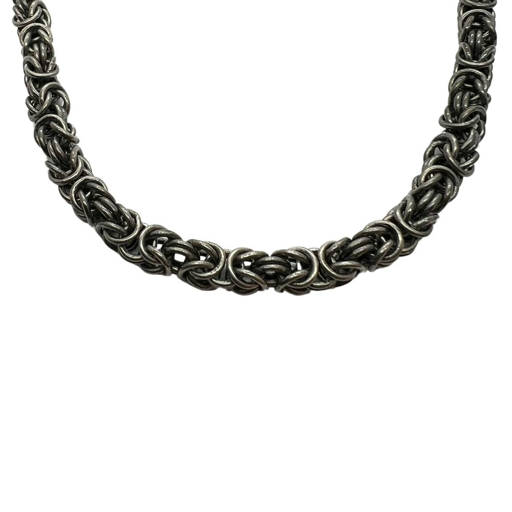 Stilren rund kejsarlänk i 925 oxiderat silver från Catwalk Jewellery