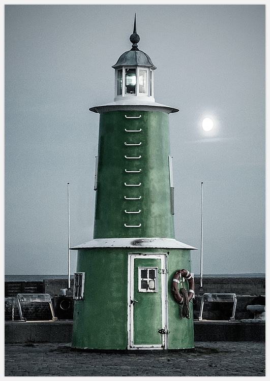 Green Lighthouse – Fine Art Print