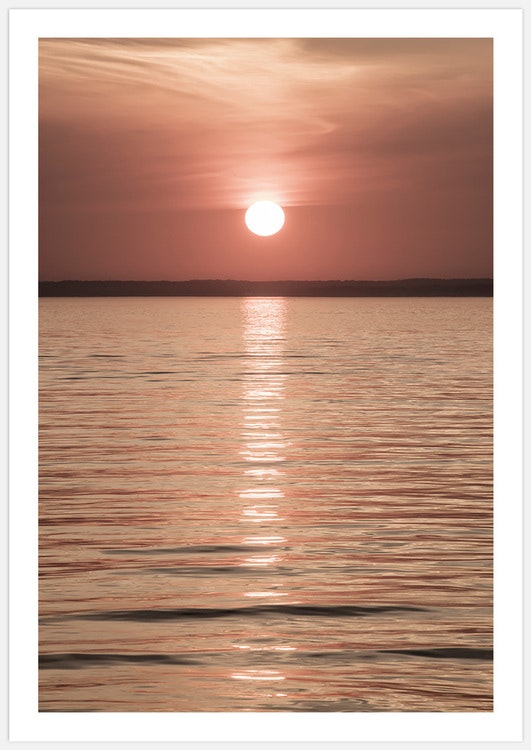 Tavla med solnedgång sunset med vit marginal, foto Insplendor Art Studio i Sverige.