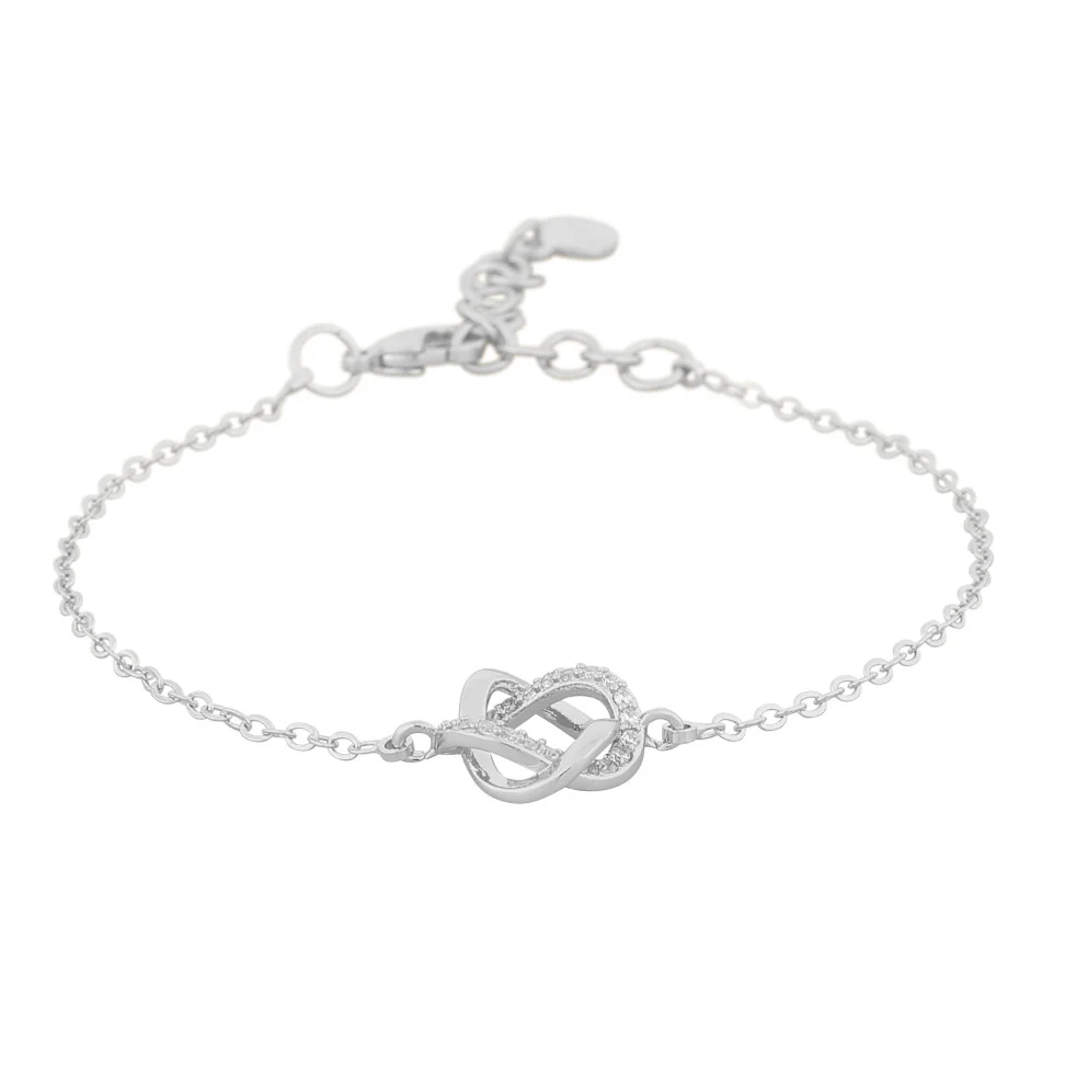 Eleganta armbandet Bree chain i silver från Snö of Sweden.
