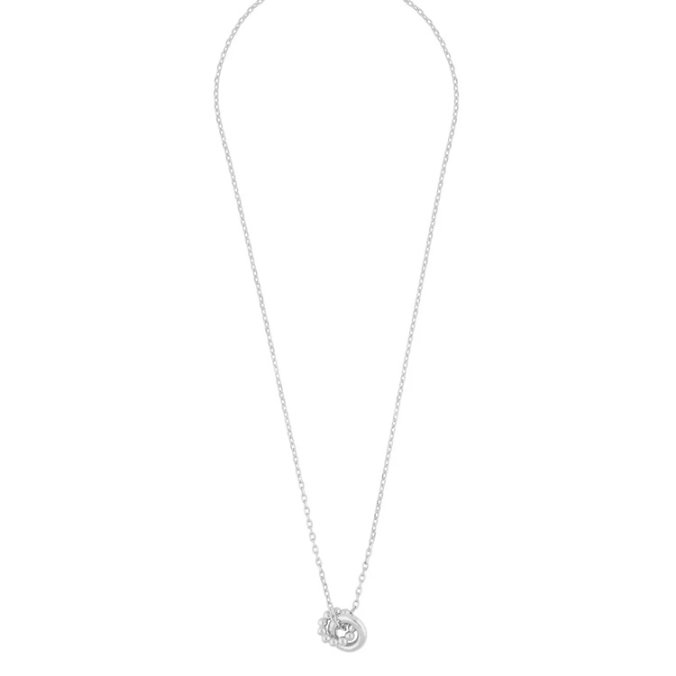 Stilrena halsbandet Kelly ring pendant i silver från Snö of Sweden.