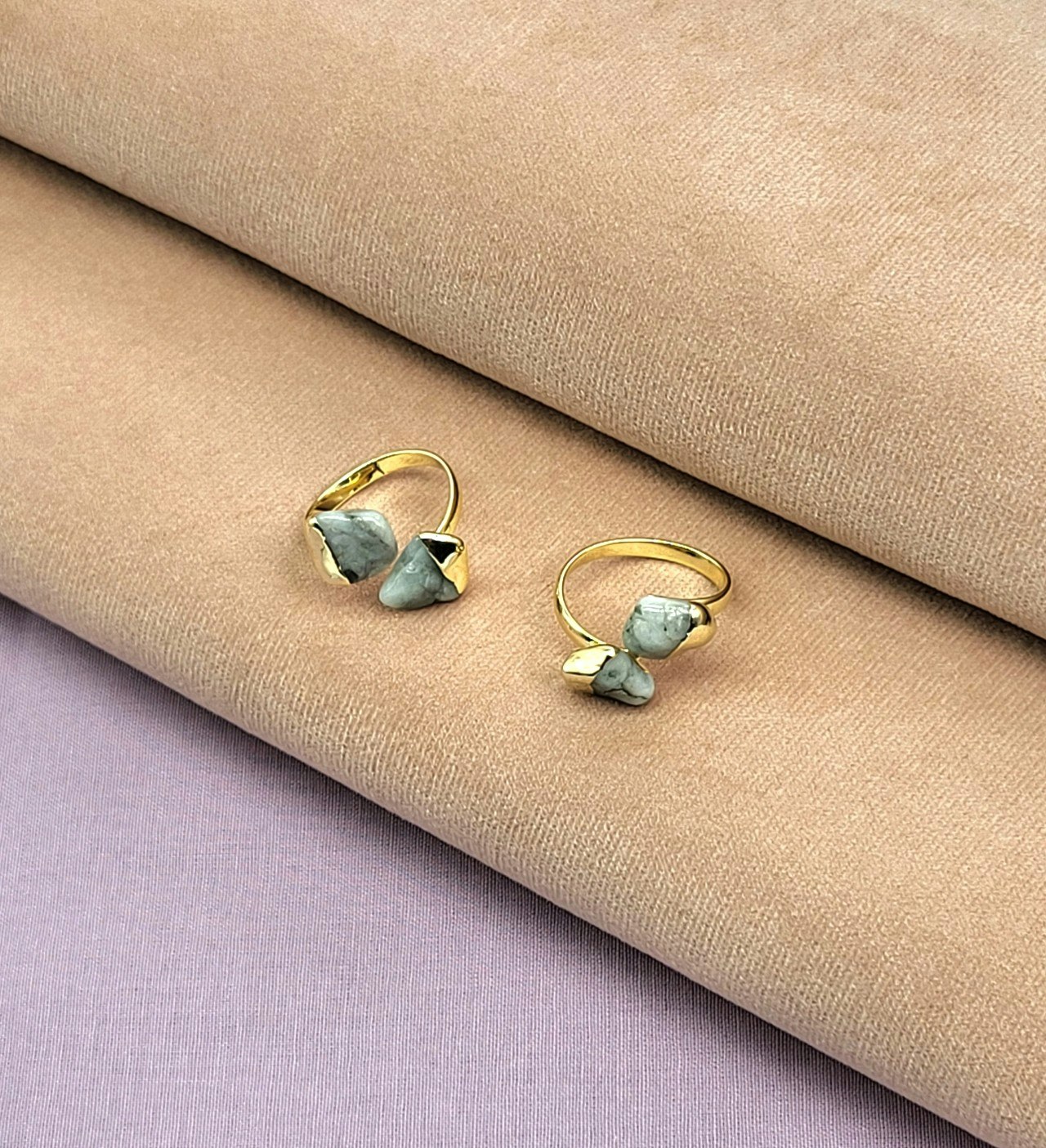Ring i Smaragd