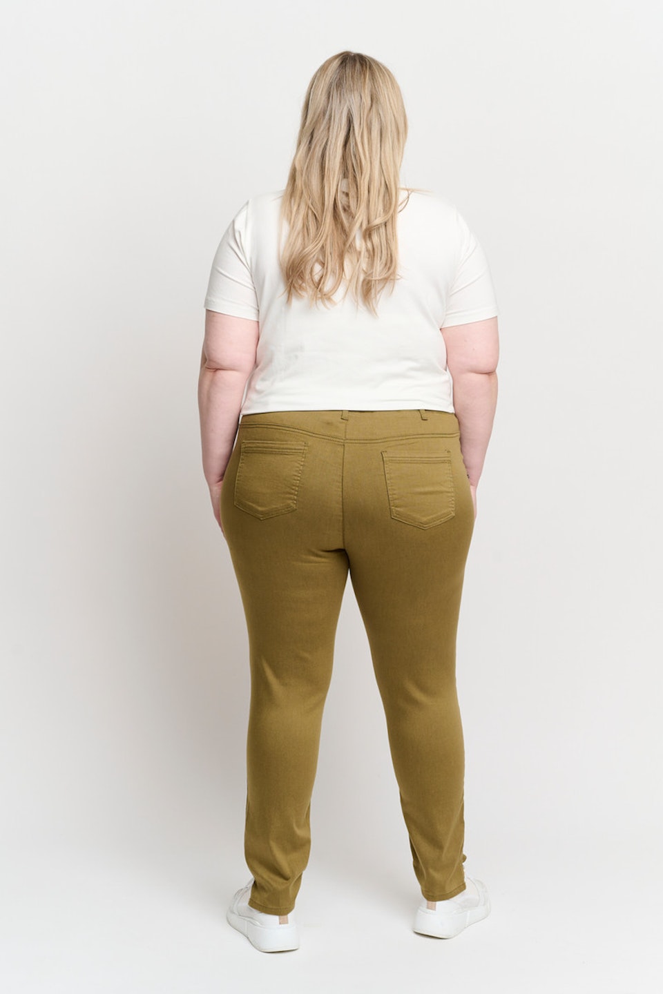 7/8 Stretchbyxa med resår (52, 54 kvar)