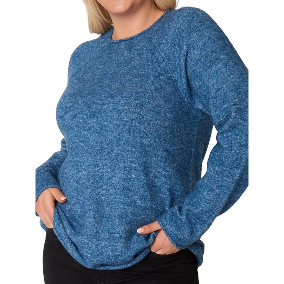Tröja (XL KVAR) SLUT 27/1