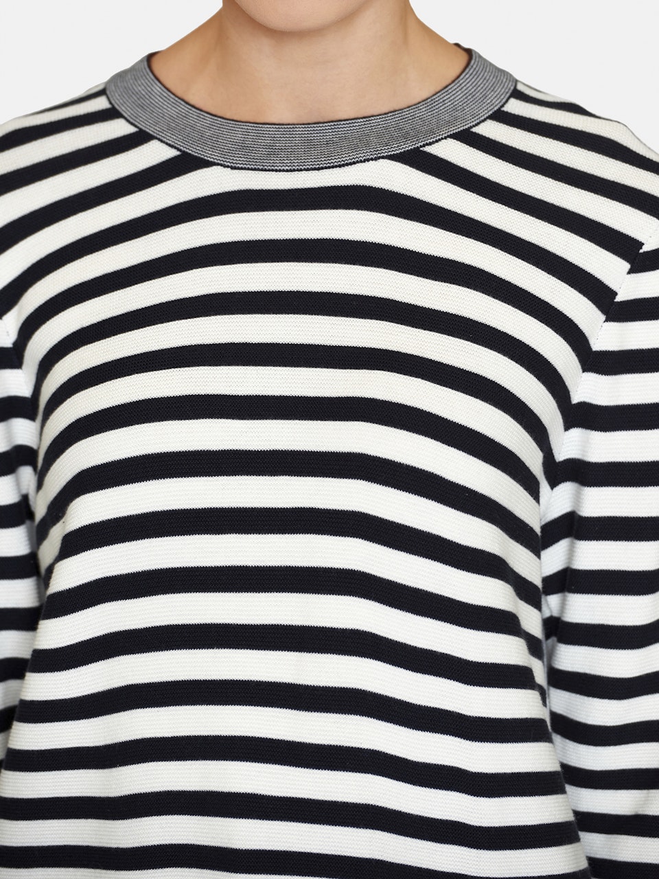 Tröja (XL, 3XL KVAR)