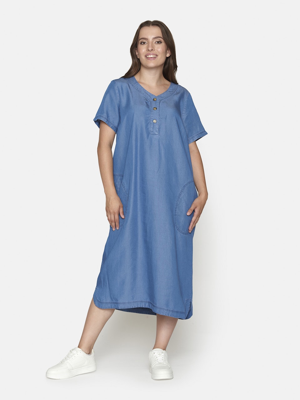 Klänning i Tencell (L, XL KVAR)