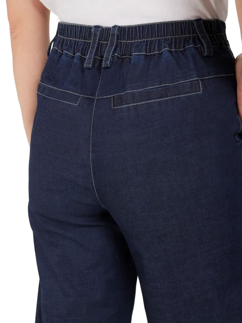 Jeans med fickor