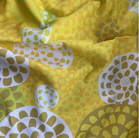 Kukka Yellow - 490 SEK/M Fabric | Metsovaara | Retro