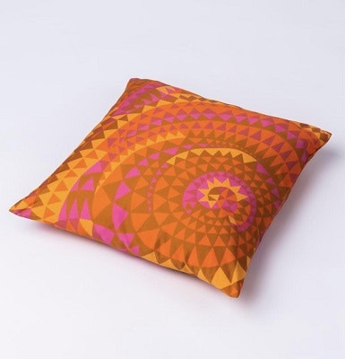 Simpukka Orange 400 SEK Cushion cover | Pillow | Metsovaara