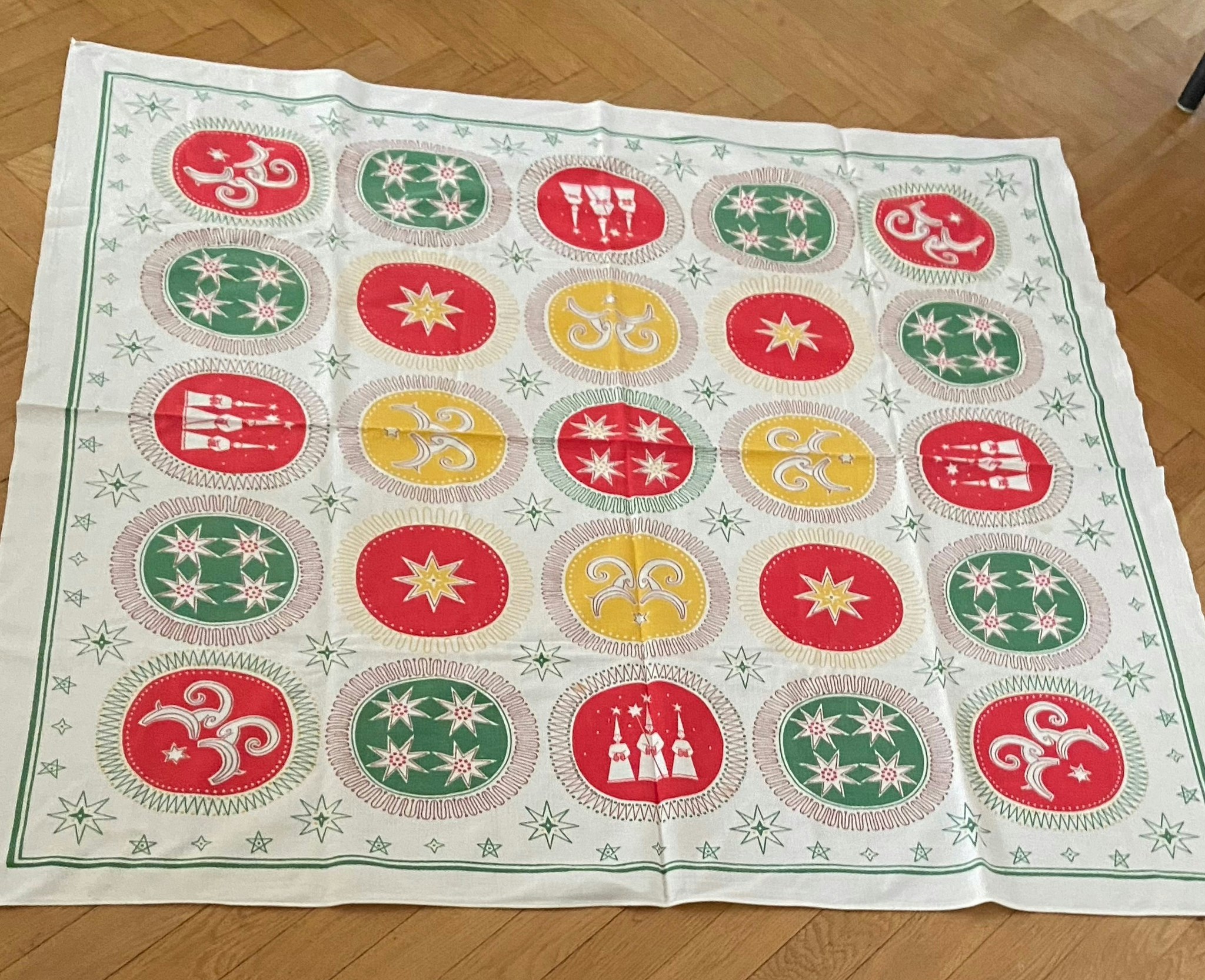 Duk till advent/jul Christmas cloth 116x120 cm