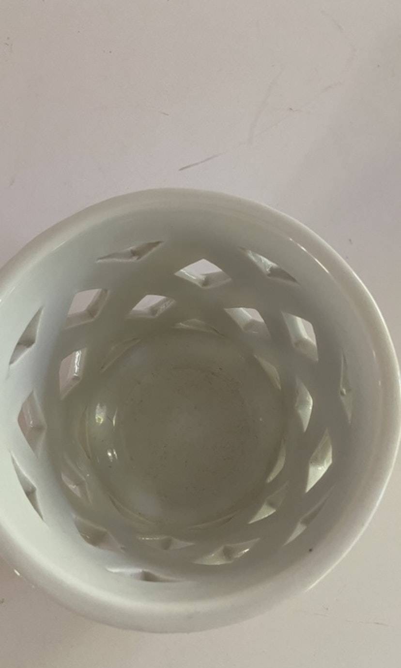 Design Gunnar Nylund för Rörstrand vitt ytterfoder större