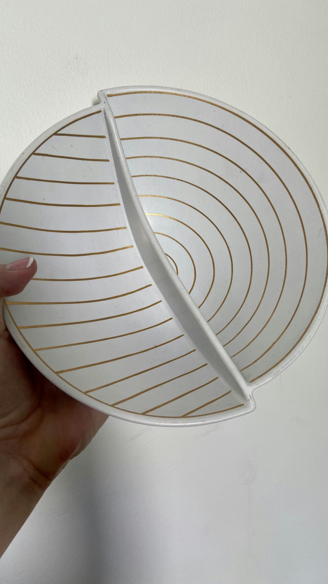 Bowl , Wilhelm Kåge for Gustavsberg Studio, Carrera, Guldsurrea