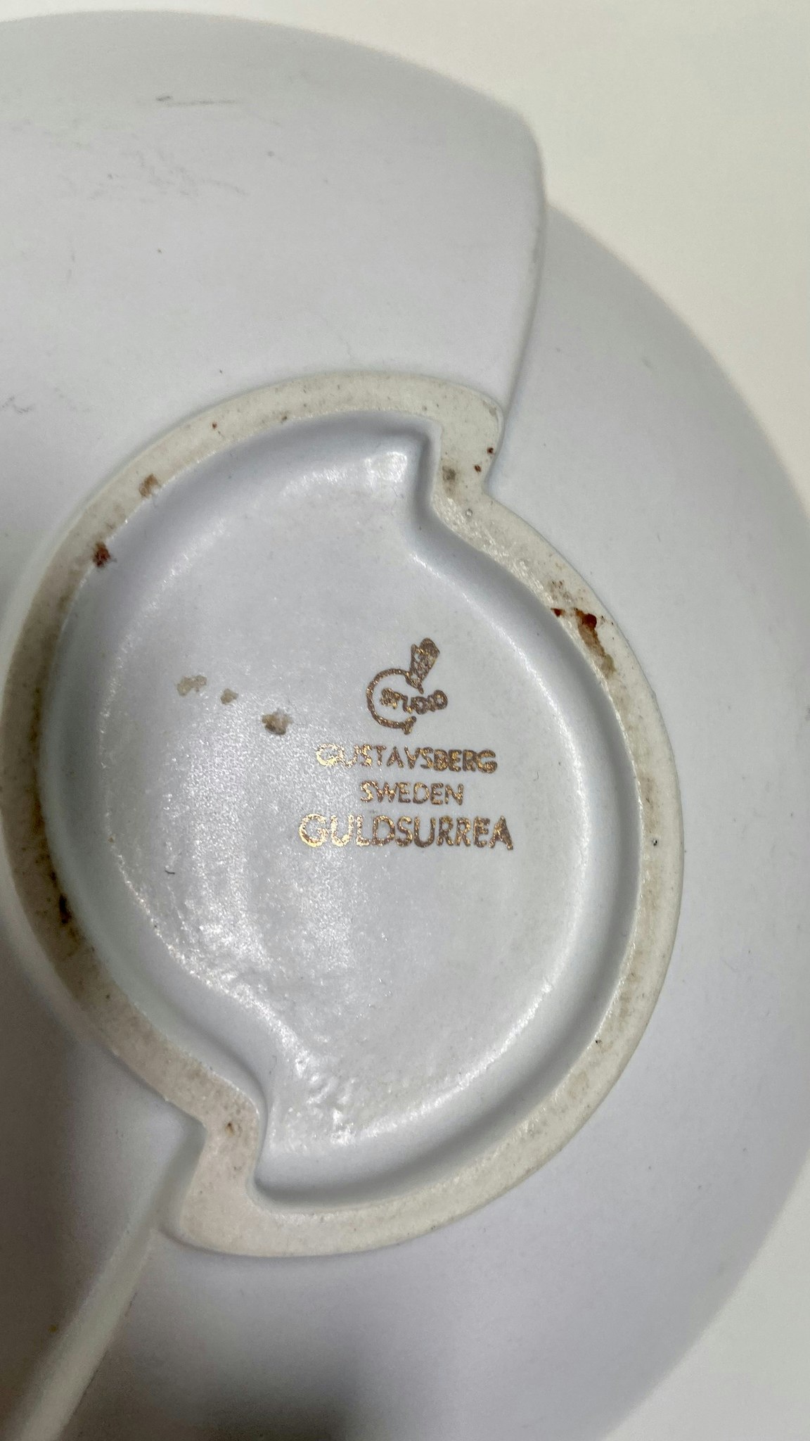 Bowl , Wilhelm Kåge for Gustavsberg Studio, Carrera, Guldsurrea