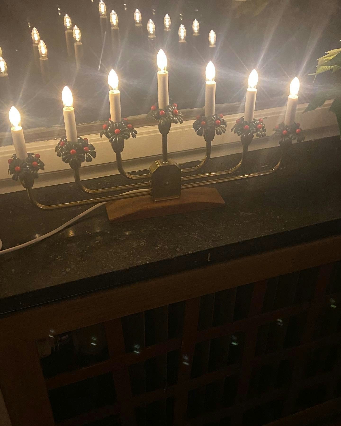 Adventljusstake teak/mässing
