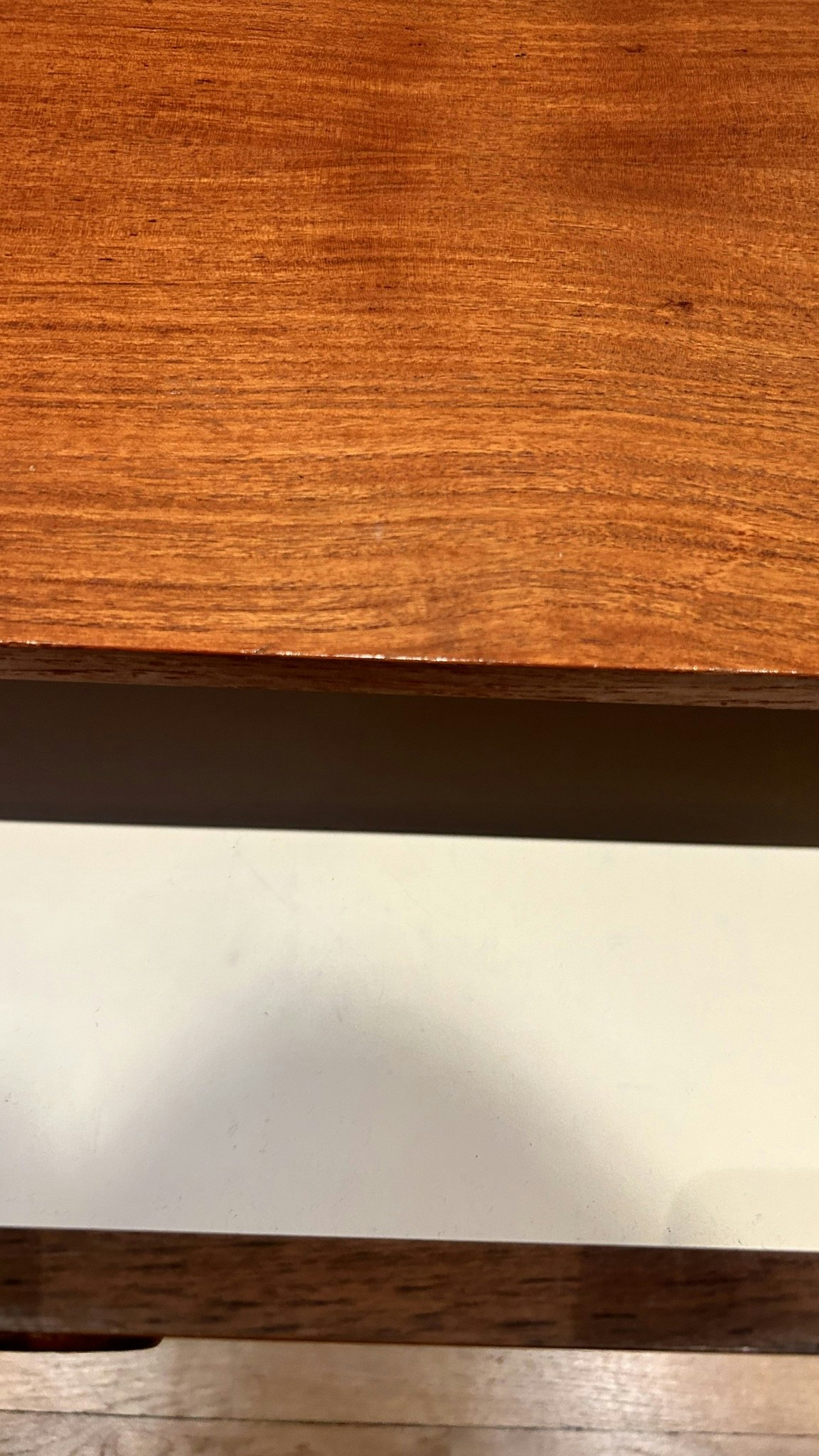 Teak Byrå tre lådor