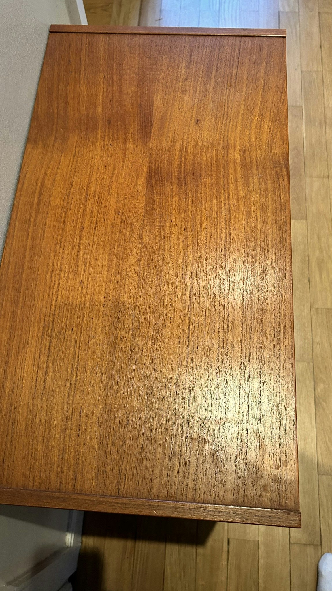 Teak Byrå tre lådor
