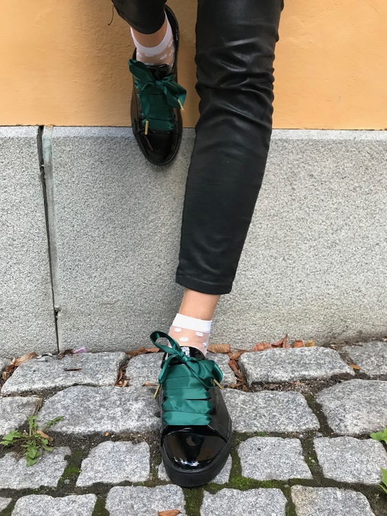 Dark green silk shoelaces - The Shoelace Brand