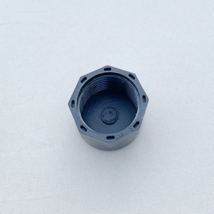 PVC-U Ändplugg med R25 (1 tum) invändig gänga